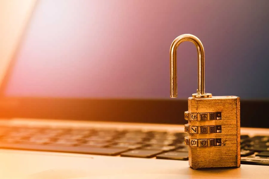 an_unlocked_combination_padlock