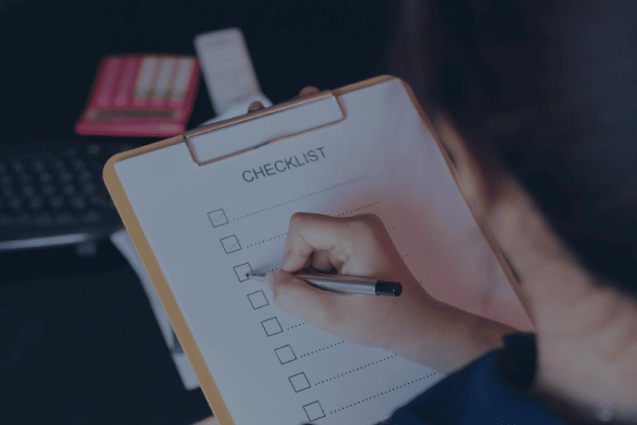 A step-by-step guide on creating an effective checklist for organizing tasks and improving productivity.